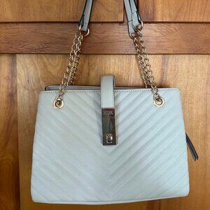 Guess Chevron Quilted Shoulder Bag